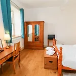 Natland Hall Апартаменты *